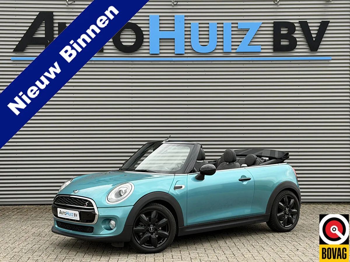 MINI Cabrio (2017) — foto 1