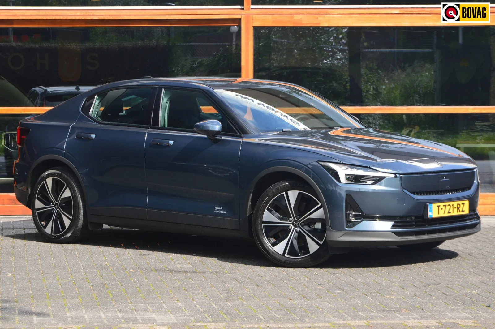 Polestar 2 (2023) — foto 1