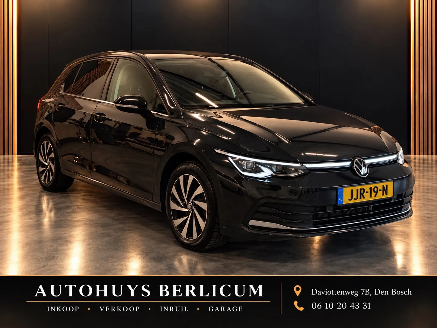 Volkswagen Golf (2022) — foto 1