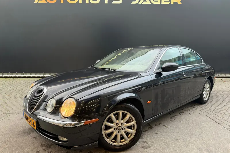Jaguar S-Type (2003)