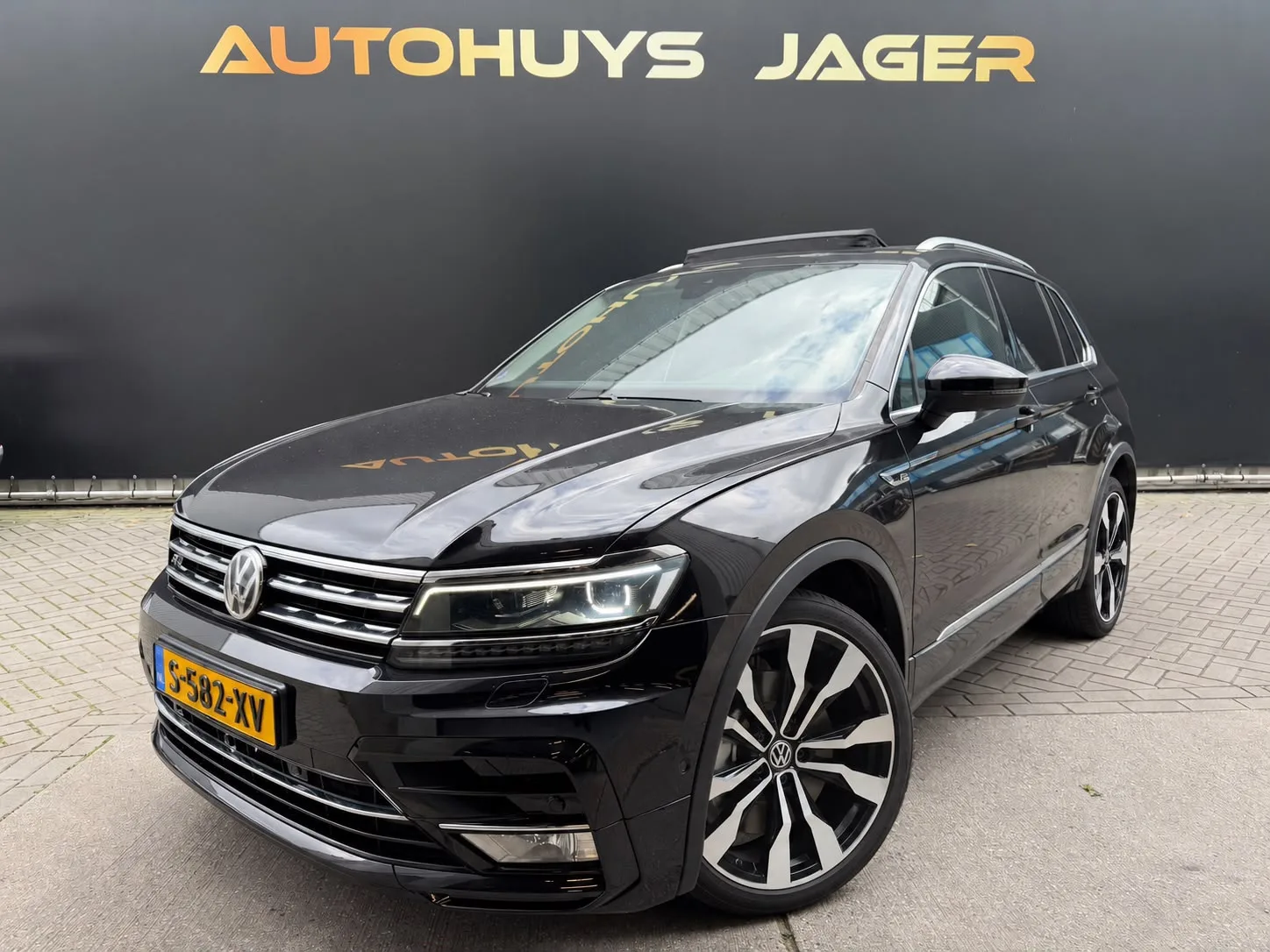 Volkswagen Tiguan (2019) — foto 1
