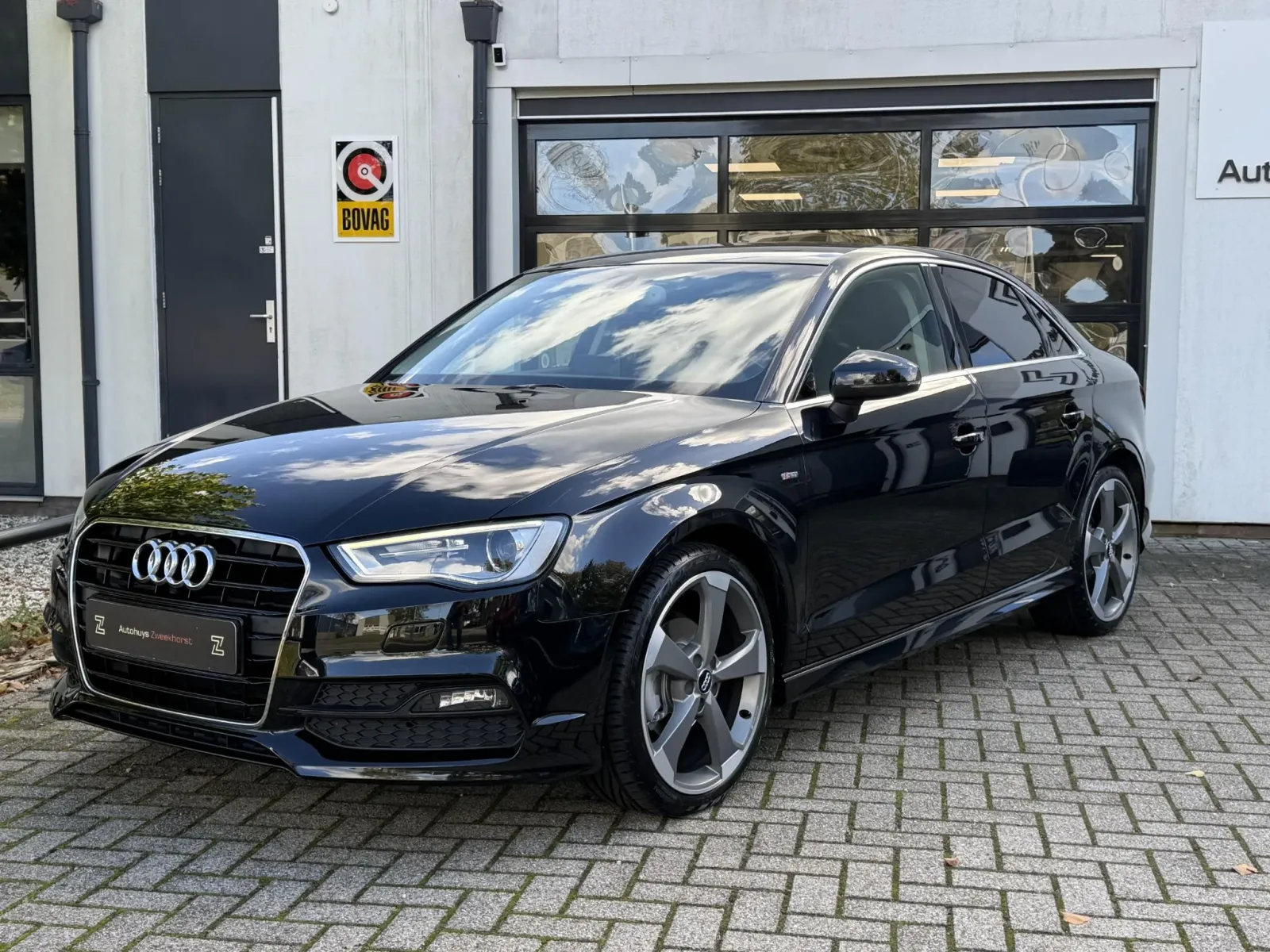 Audi A3 (2015) — foto 1