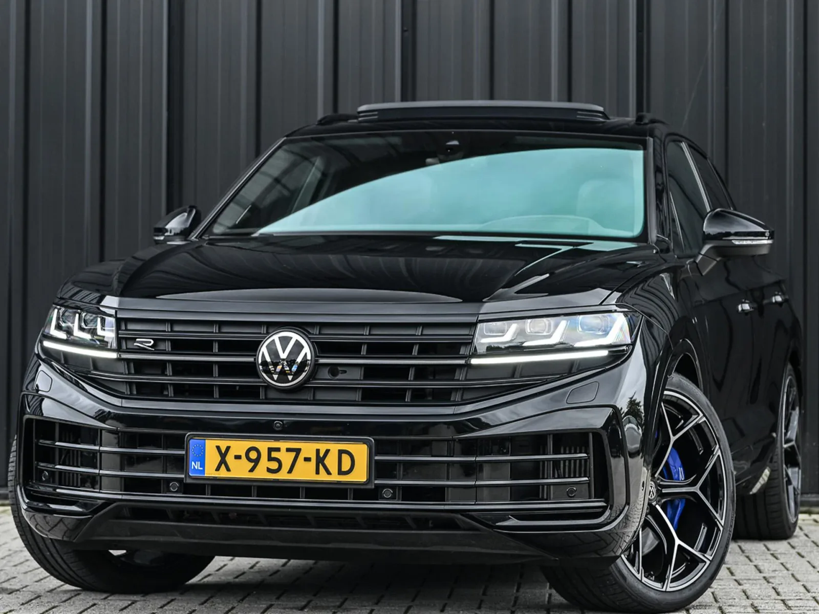 Volkswagen Touareg (2023) — foto 1