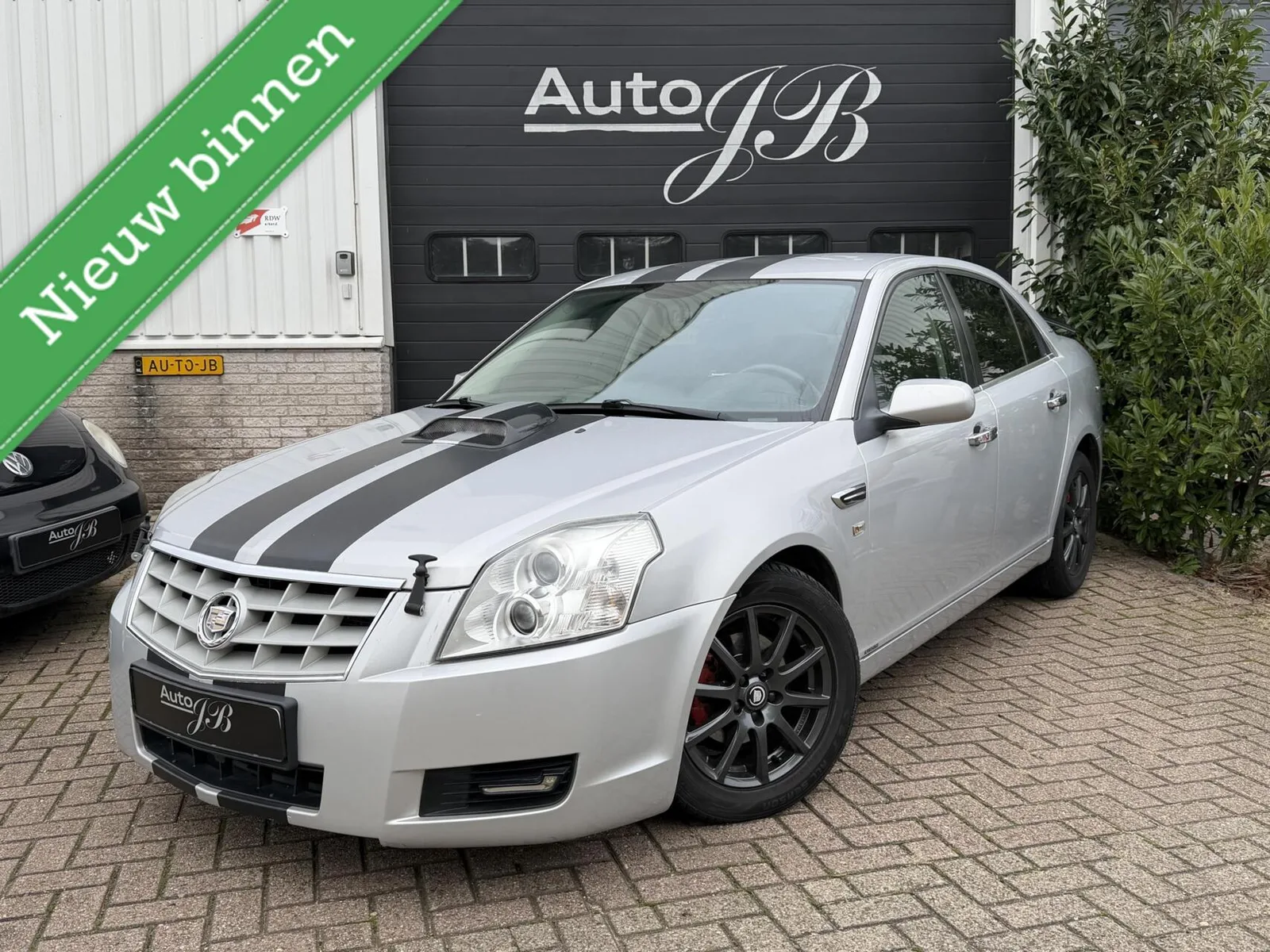Cadillac BLS (2008) — foto 1
