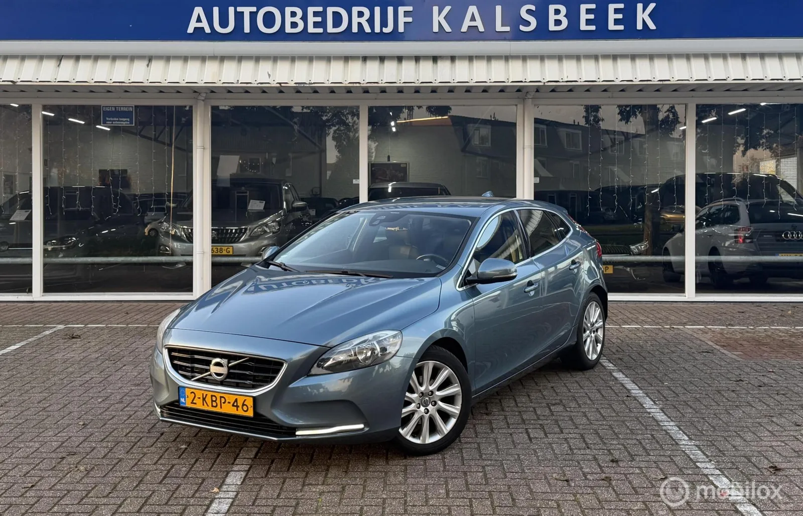 Volvo V40 (2013) — foto 1
