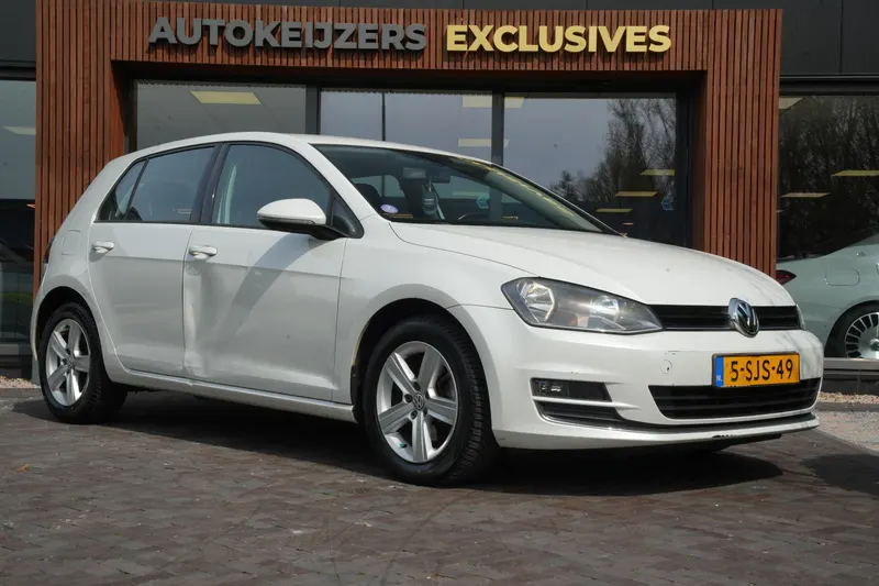 Volkswagen Golf (2013)