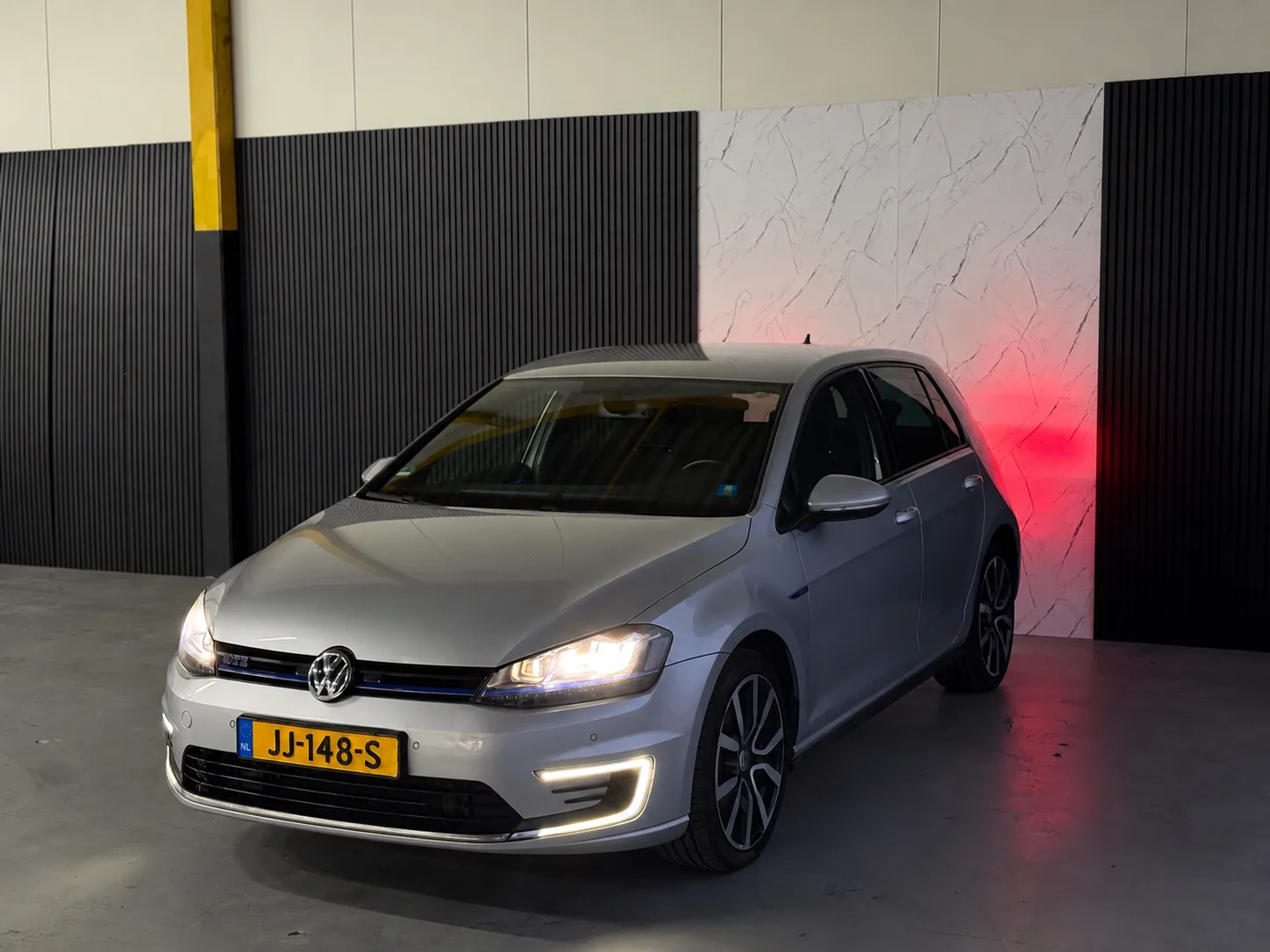 Volkswagen Golf (2015) — foto 1