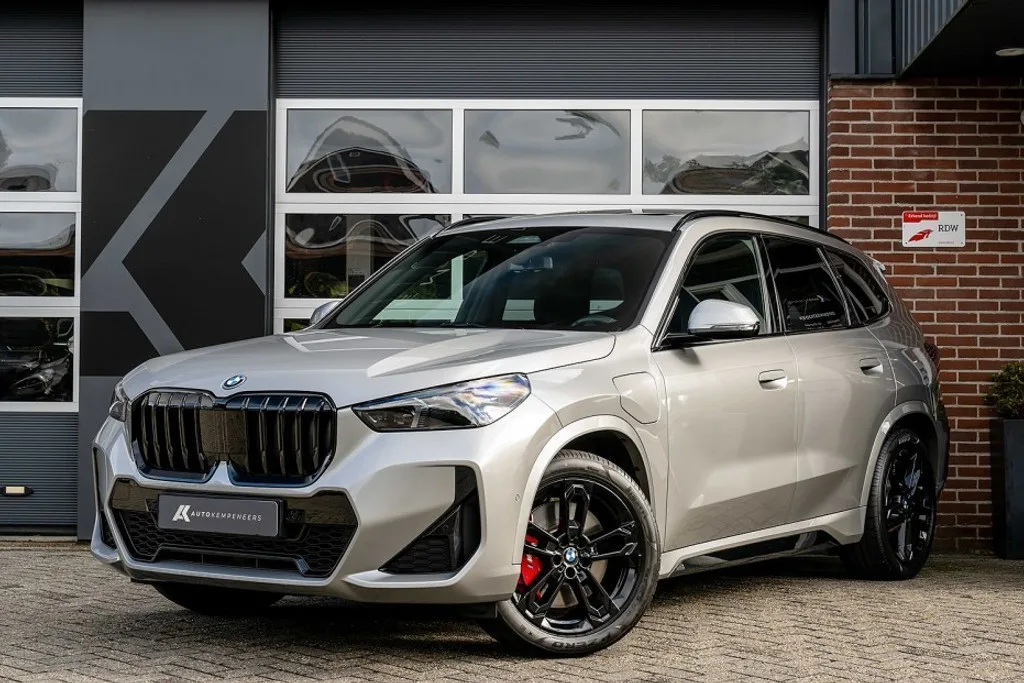 BMW X1 (2026) — foto 1