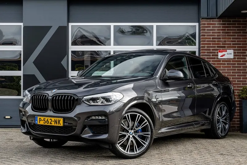 BMW X4 (2021)