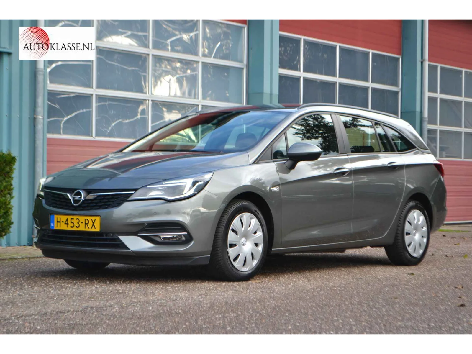 Opel Astra (2020) — foto 1