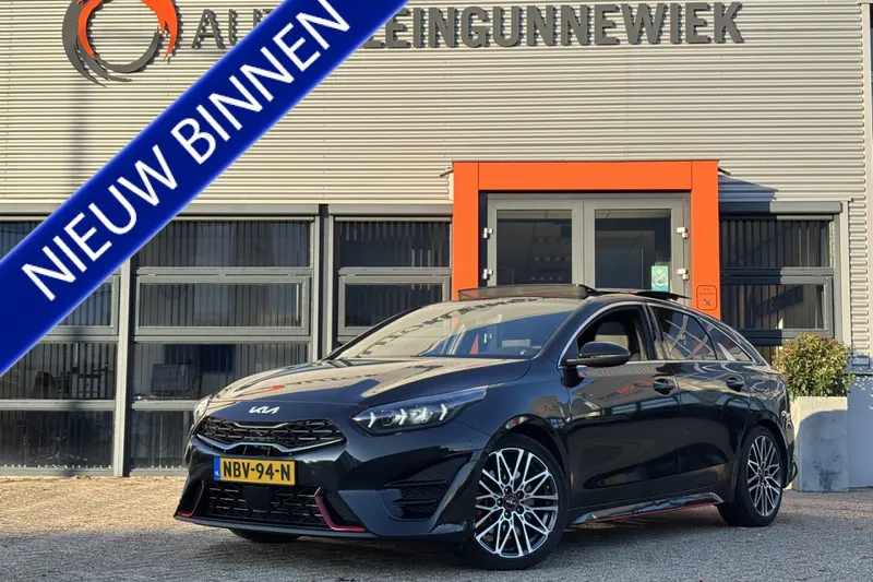 Kia ProCeed (2023)