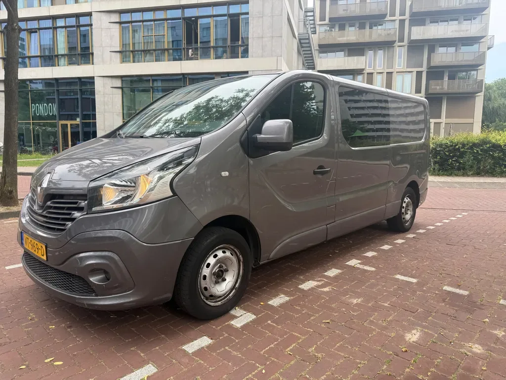 Renault Trafic (2016) — foto 1