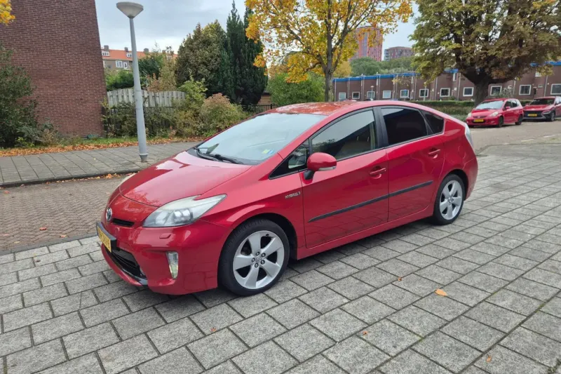 Toyota Prius (2012)