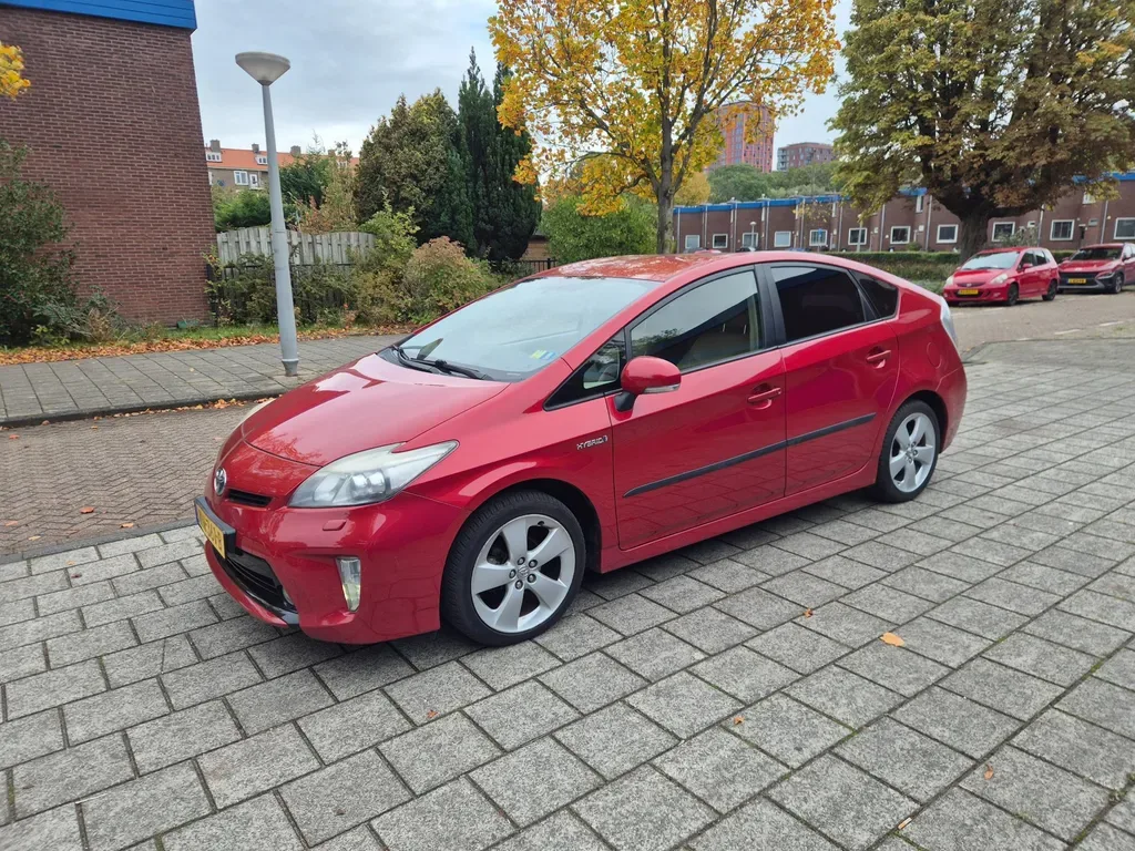 Toyota Prius (2012) — foto 1