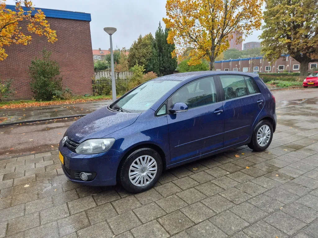Volkswagen Golf Plus (2010) — foto 1
