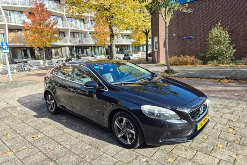 Volvo V40 (2013)