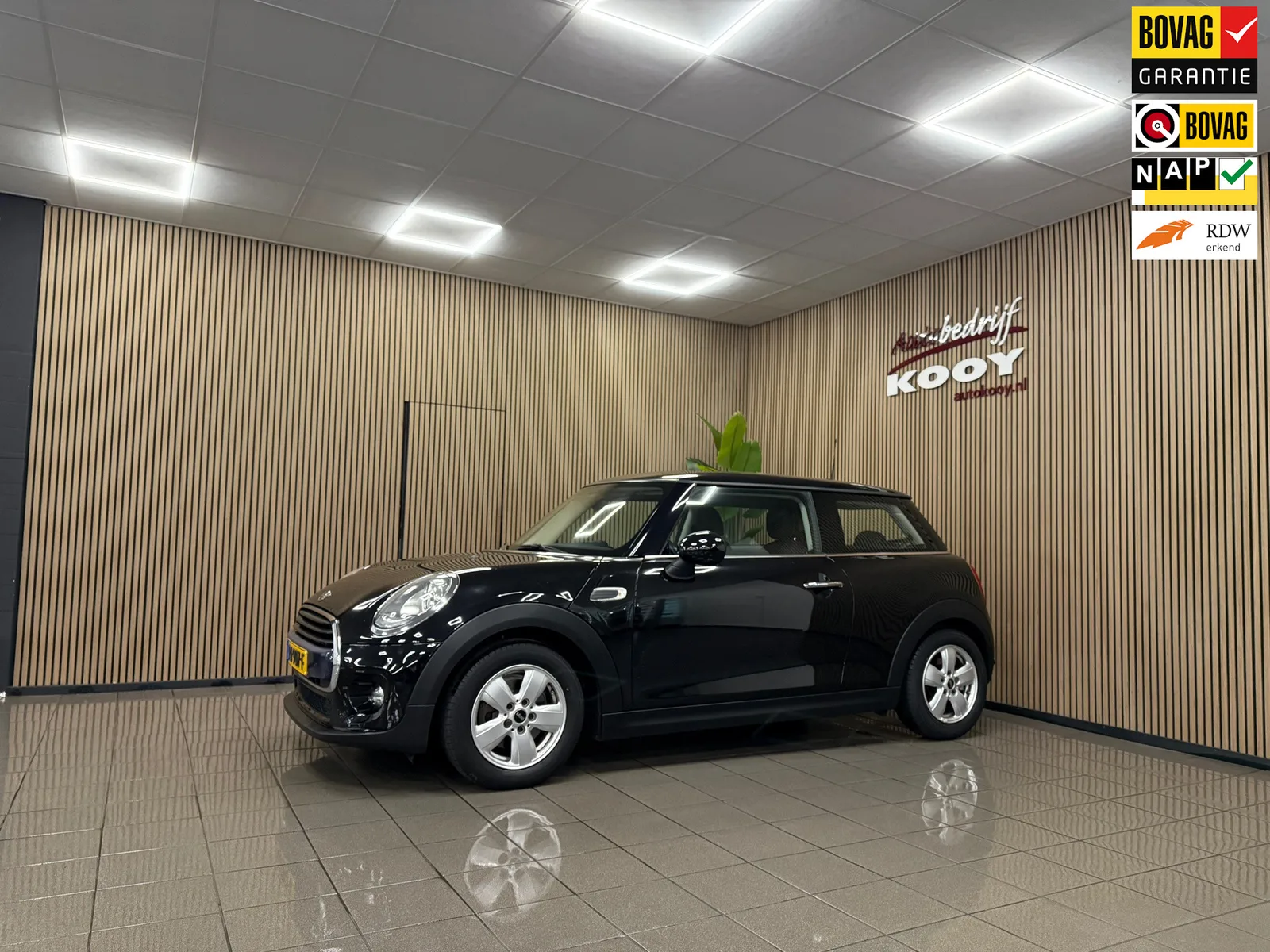 MINI Cooper (2017) — foto 1