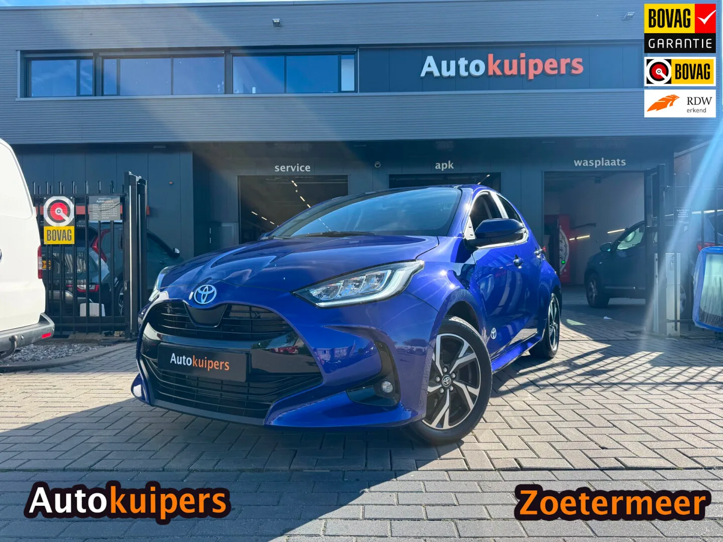Toyota Yaris (2025) — foto 1