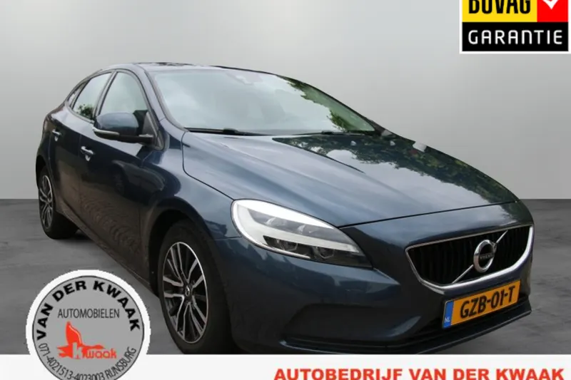 Volvo V40 (2020)