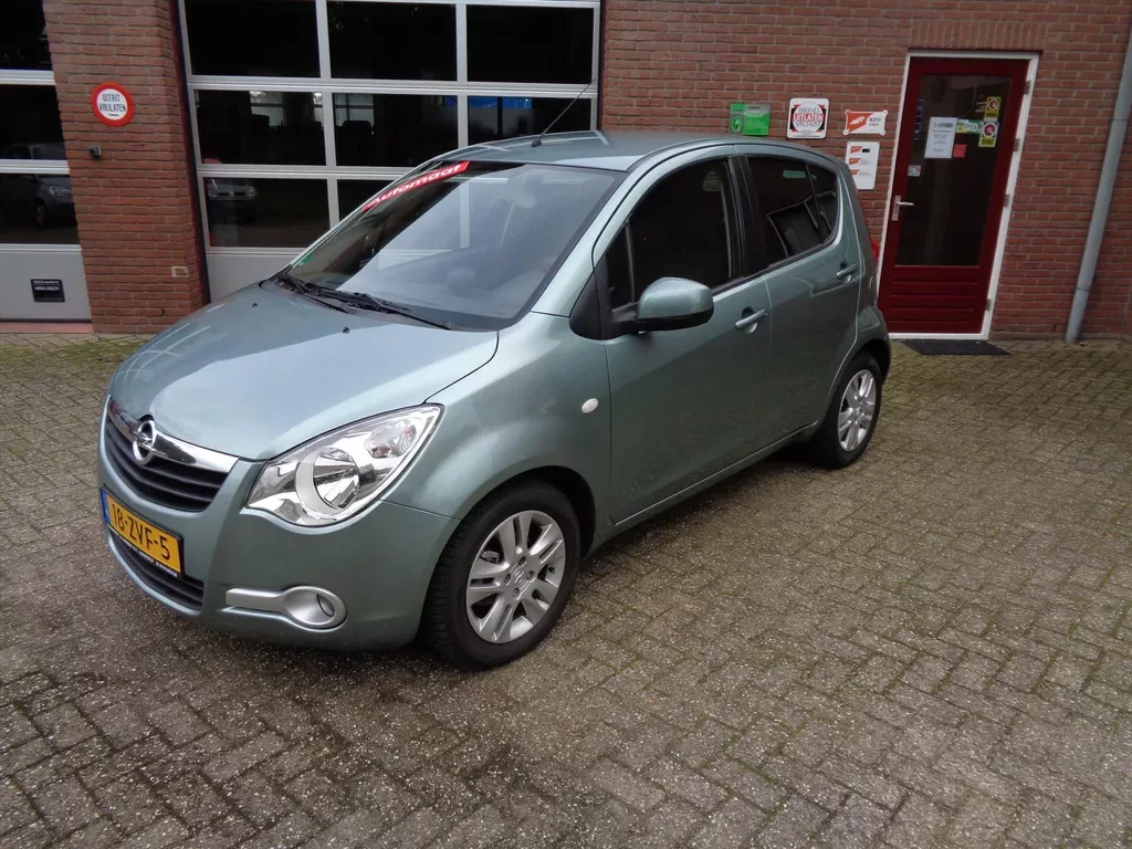 Opel Agila (2013) — foto 1