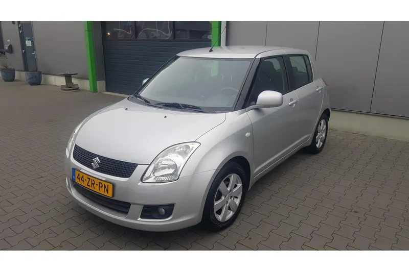 Suzuki Swift (2008)
