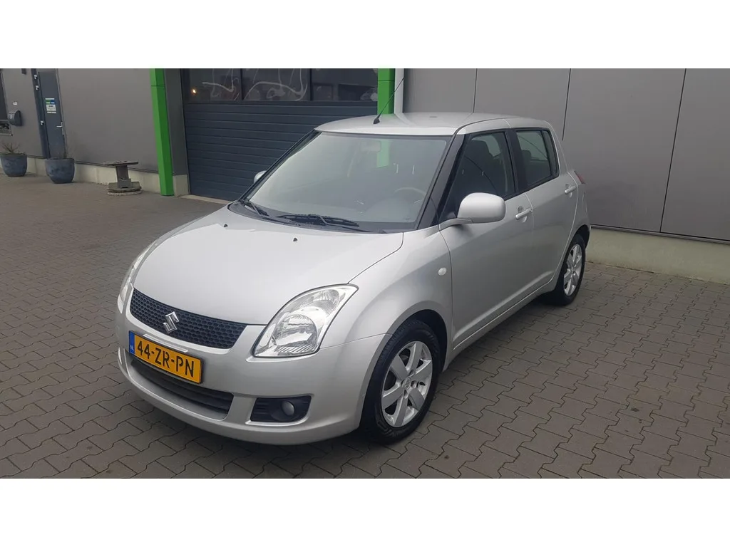 Suzuki Swift (2008) — foto 1