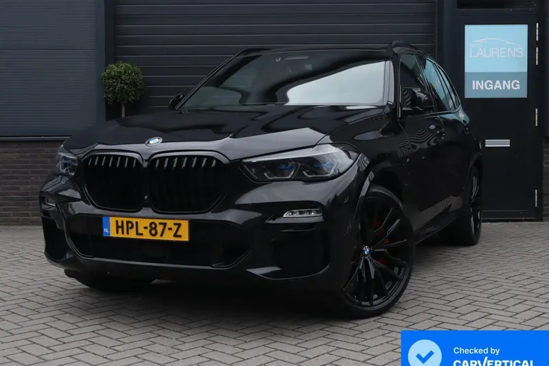 BMW X5 (2021)
