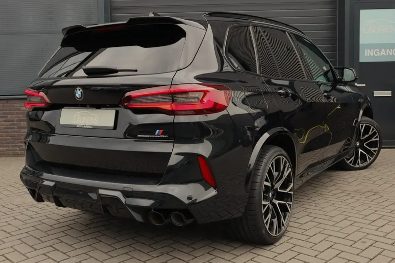 BMW X5 (2023)