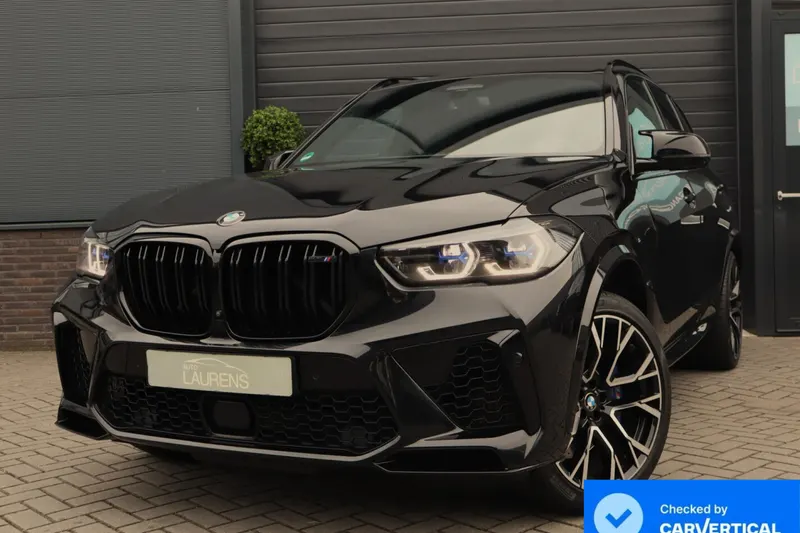 BMW X5 (2023)