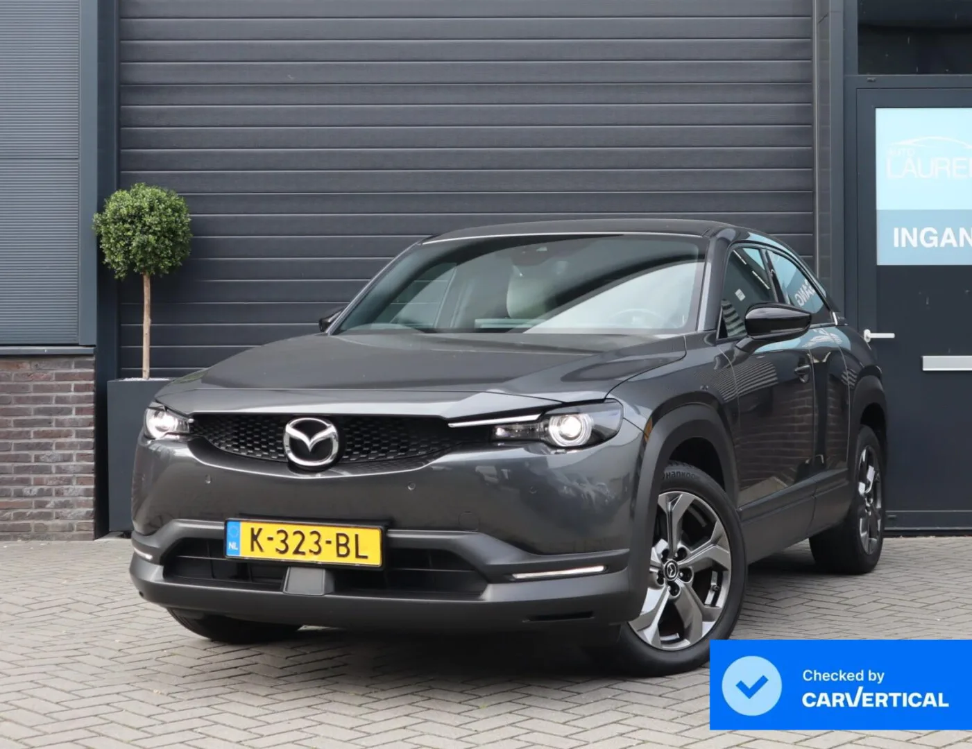 Mazda MX-30 (2020) — foto 1