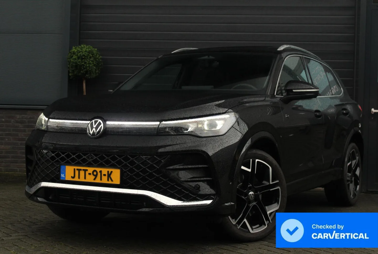 Volkswagen Tiguan (2025) — foto 1