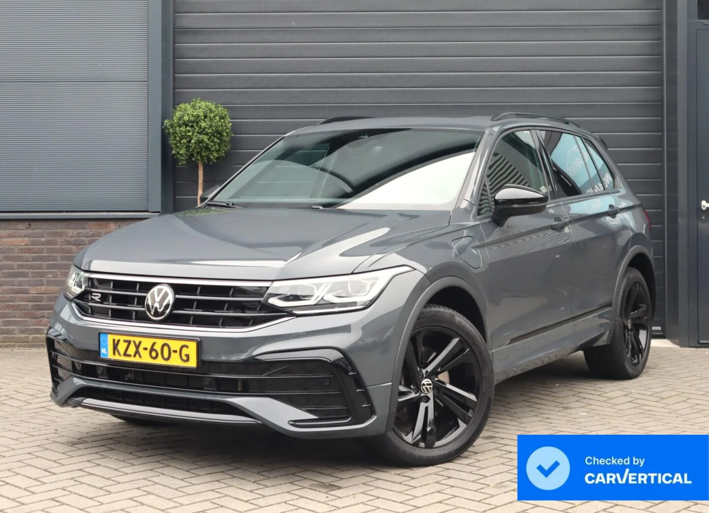 Volkswagen Tiguan (2023) — foto 1