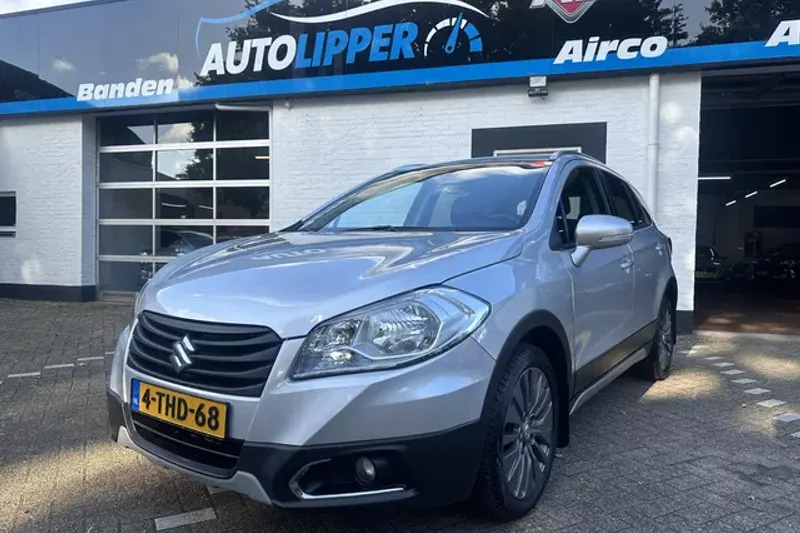 Suzuki SX4 S-Cross (2014)