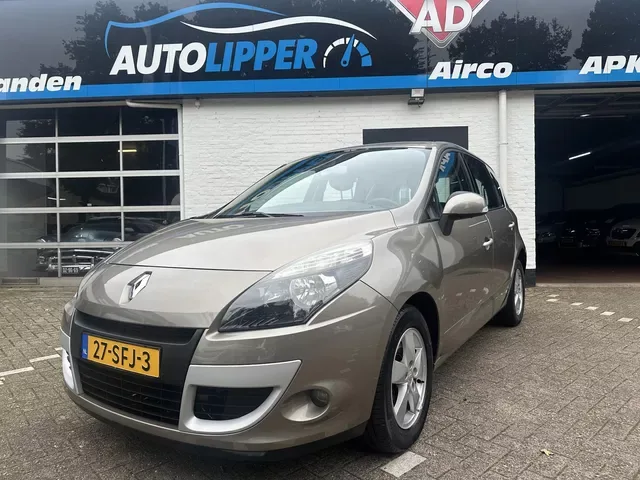Renault Scénic (2011) — foto 1