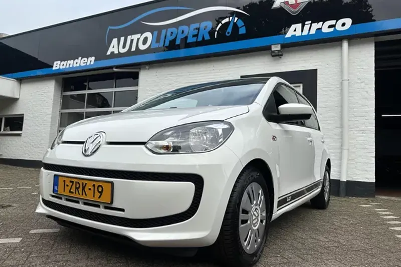 Volkswagen Up! (2015)