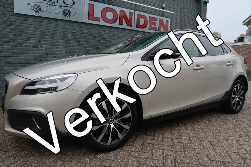 Volvo V40 Cross Country (2019)