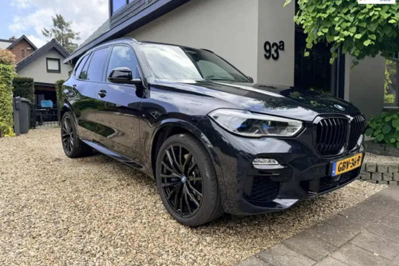 BMW X5 (2020)