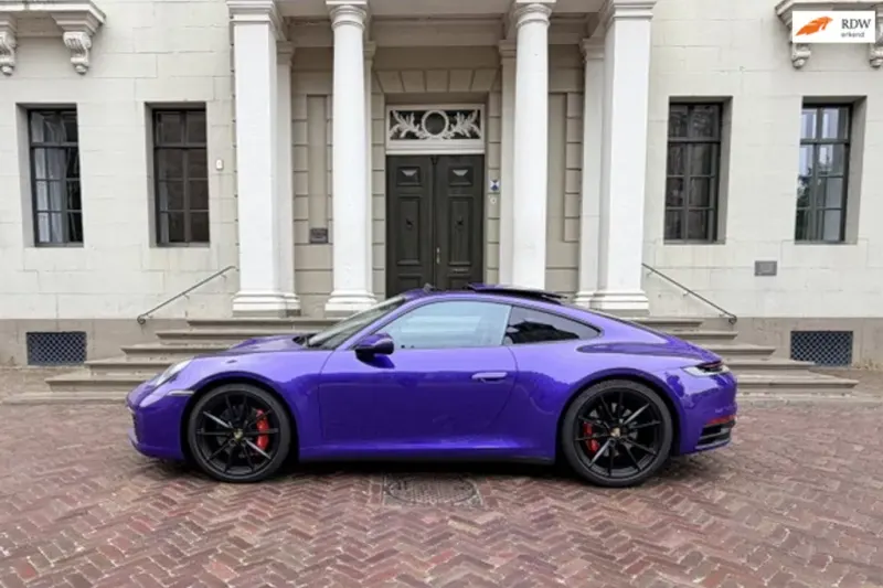 Porsche 911 (2021)