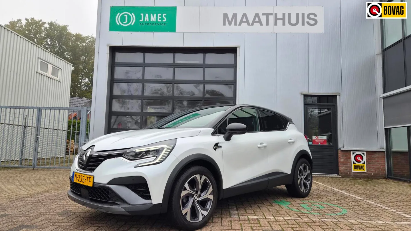 Renault Captur (2022) — foto 1