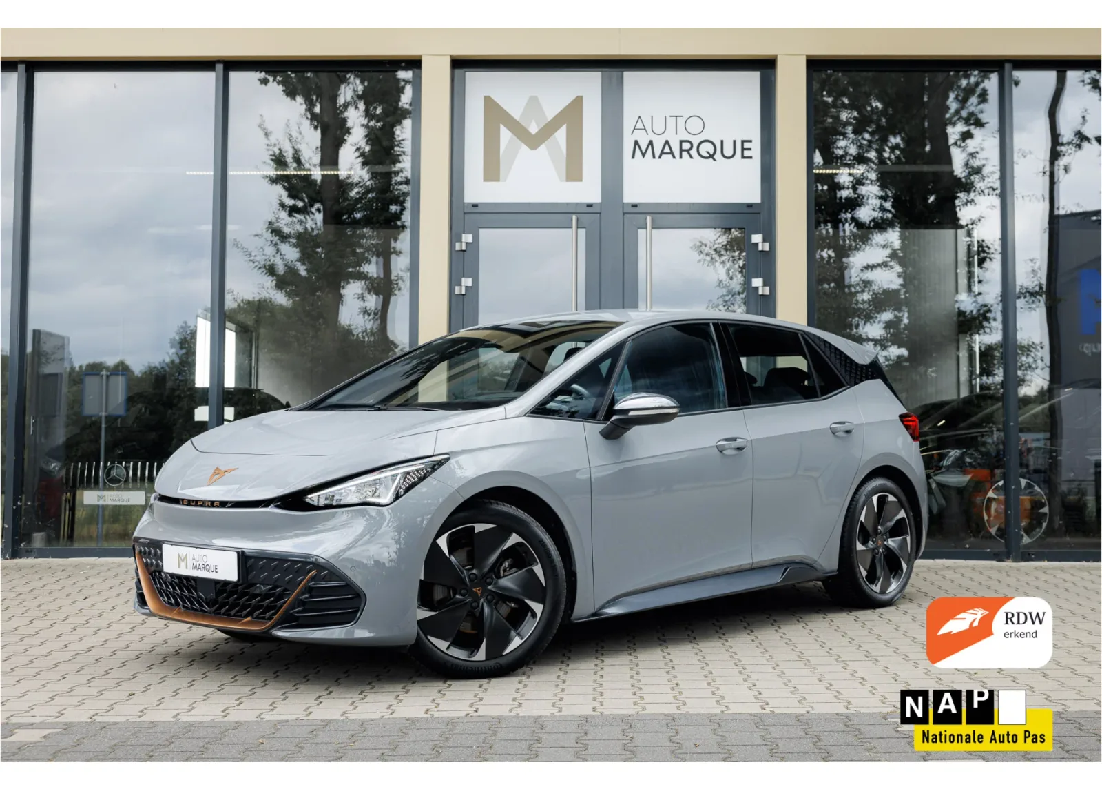 CUPRA Born (2024) — foto 1