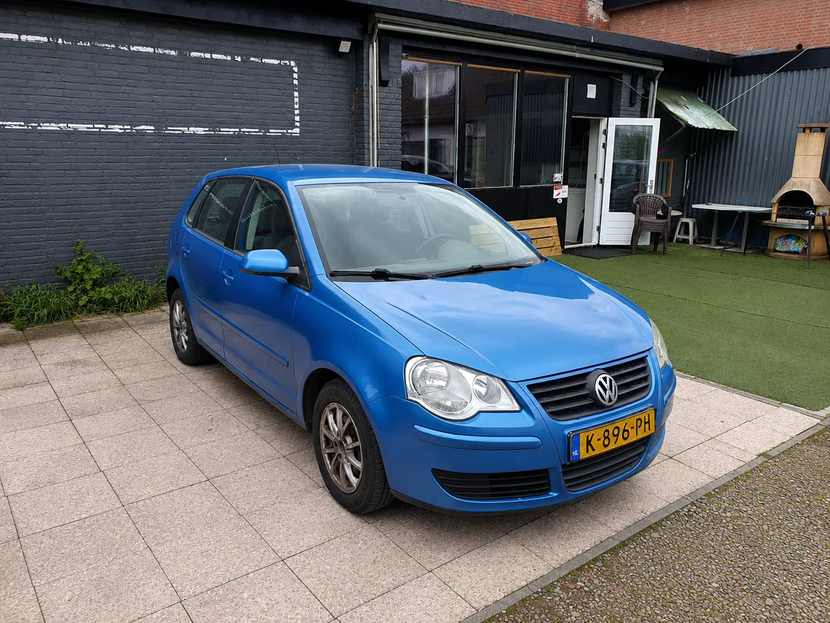 Volkswagen Polo (2007) — foto 1