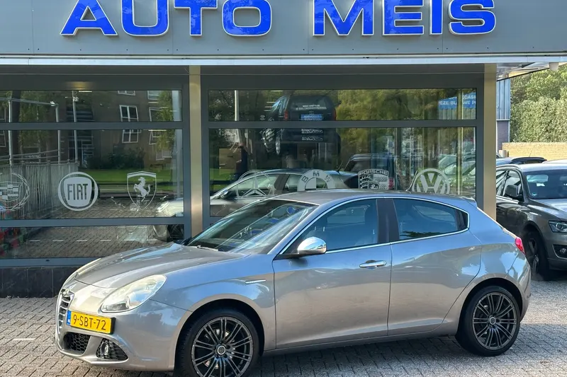 Alfa Romeo Giulietta (2012)