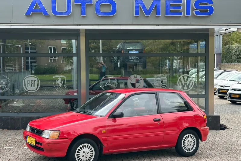 Toyota Starlet (1995)