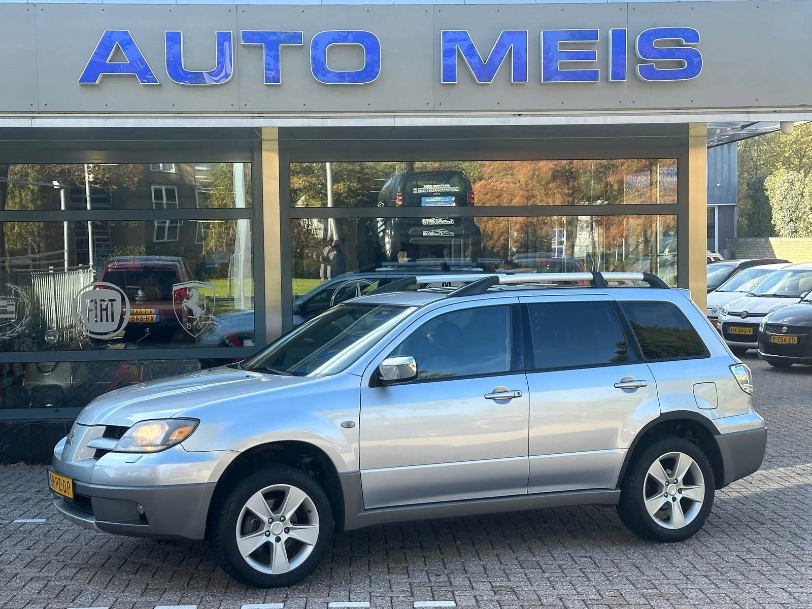 Mitsubishi Outlander (2005) — foto 1