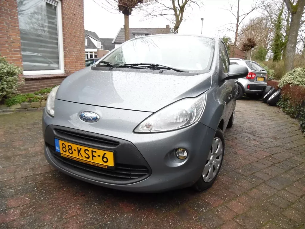 Ford Ka (2010) — foto 1