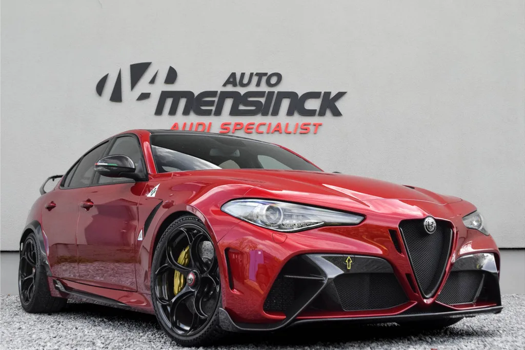Alfa Romeo Giulia (2021) — foto 1