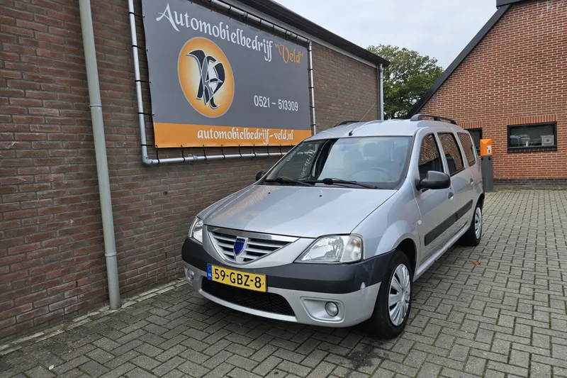 Dacia Logan MCV (2008)