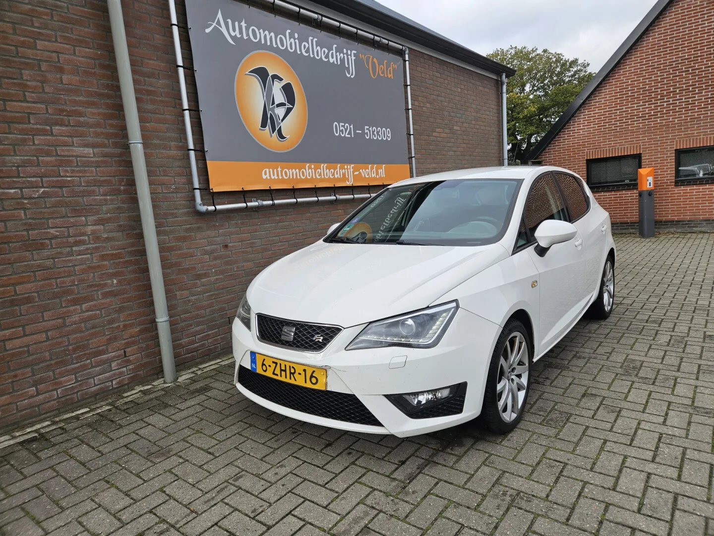 SEAT Ibiza (2015) — foto 1