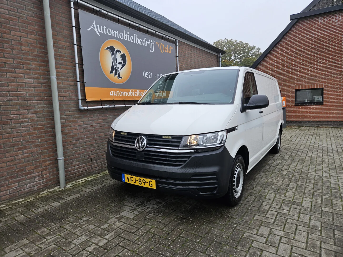 Volkswagen Transporter (2020) — foto 1