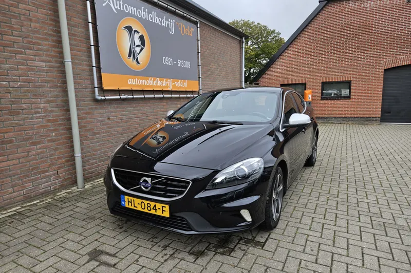 Volvo V40 (2015)